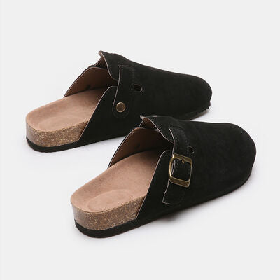 Suede Closed Toe Buckle Slide BLUE ZONE PLANET