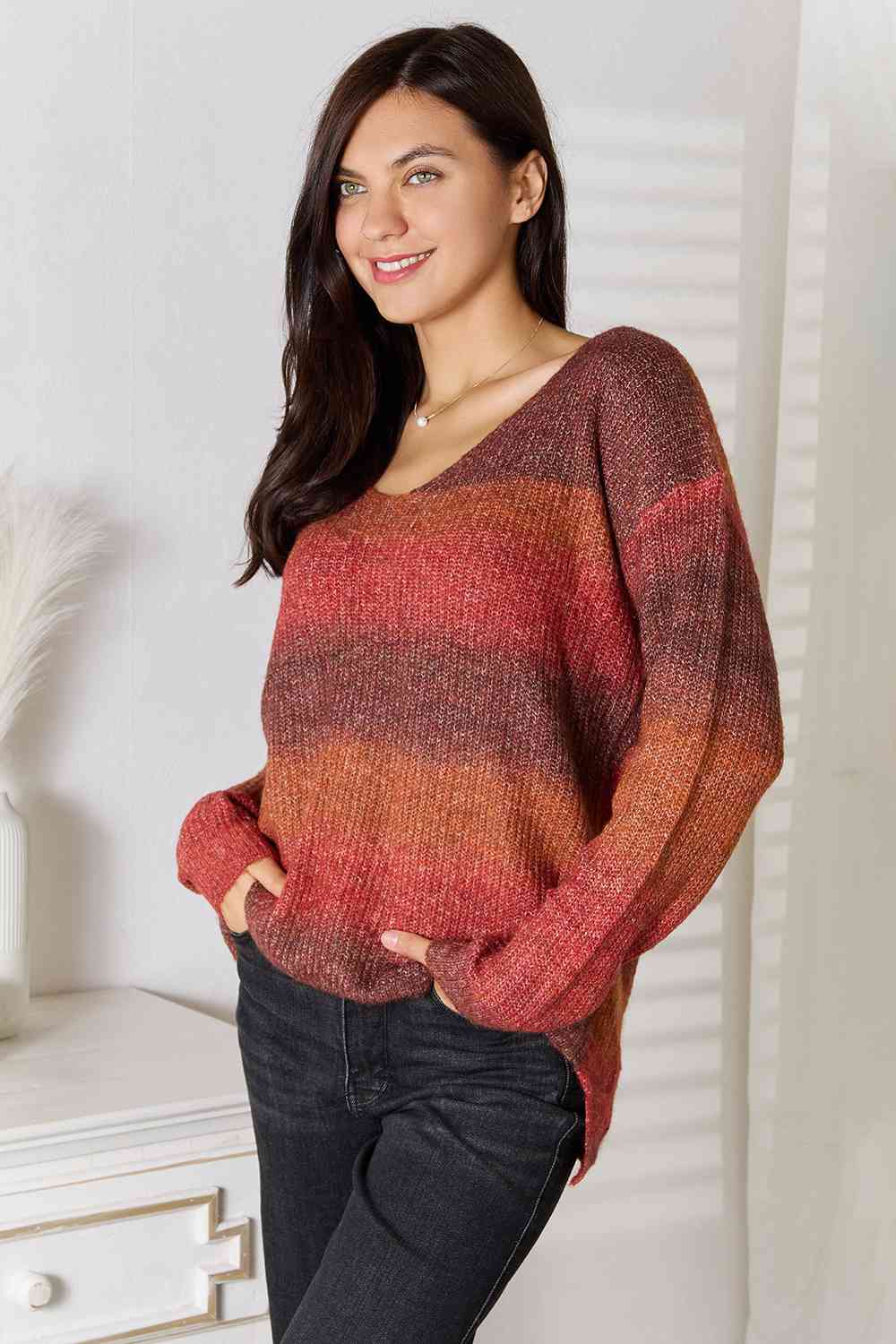 Gradient V-Neck Sweater BLUE ZONE PLANET