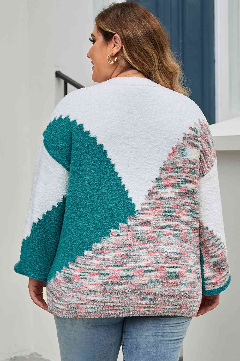 Plus Size Color Block Round Neck Sweater BLUE ZONE PLANET