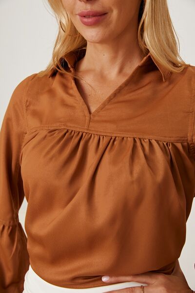 Balloon Sleeve Collared Neck Blouse Trendsi