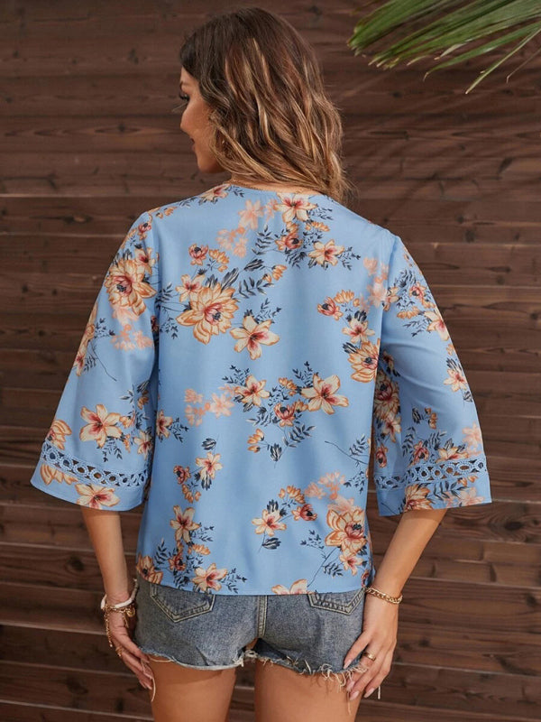 V-neck printed patchwork lace flared sleeve top BLUE ZONE PLANET