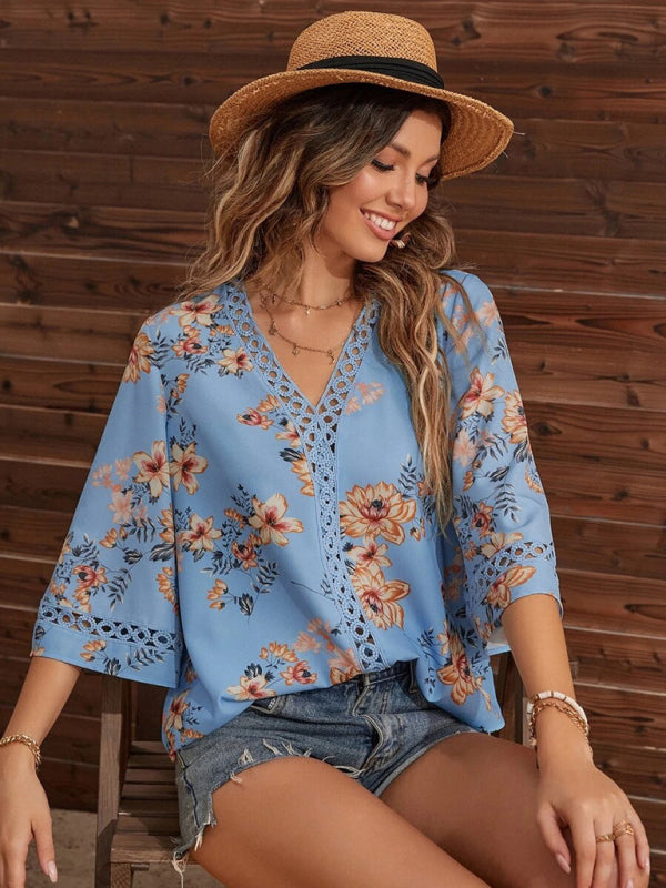 V-neck printed patchwork lace flared sleeve top BLUE ZONE PLANET