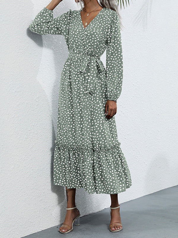 black polka dot long-sleeved dress kakaclo