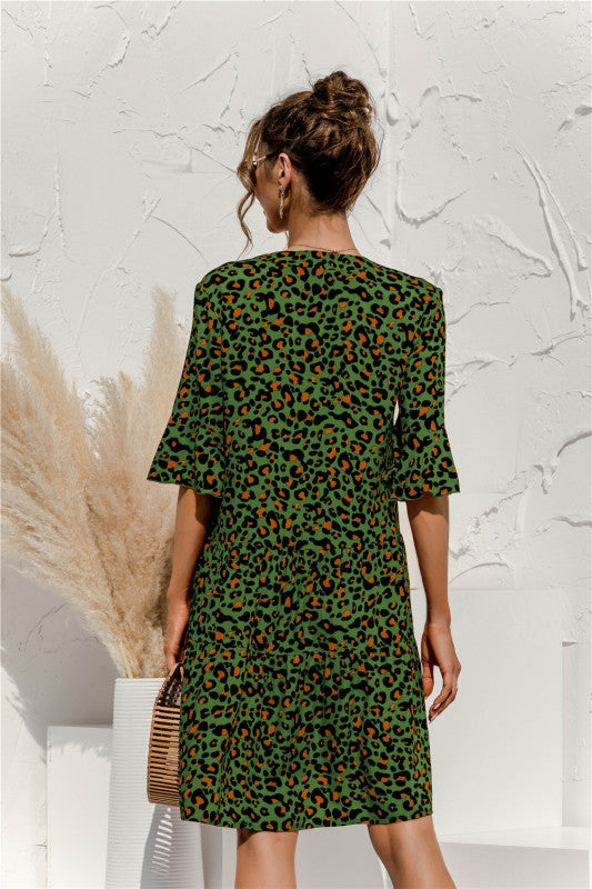 Blue Zone Planet | V-neck trumpet sleeve cake style stitching dress BLUE ZONE PLANET