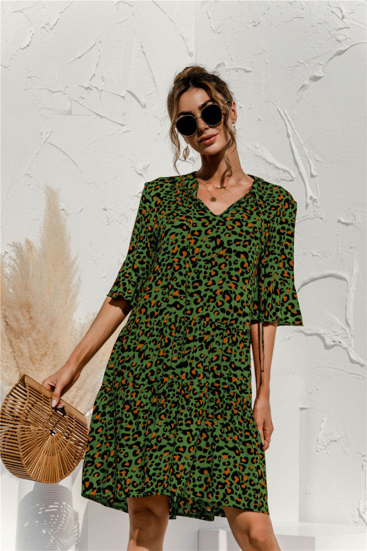 Blue Zone Planet | V-neck trumpet sleeve cake style stitching dress BLUE ZONE PLANET