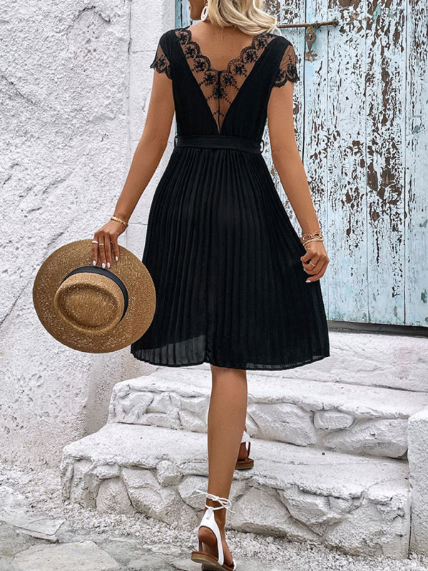lace stitching solid color pleated dress kakaclo