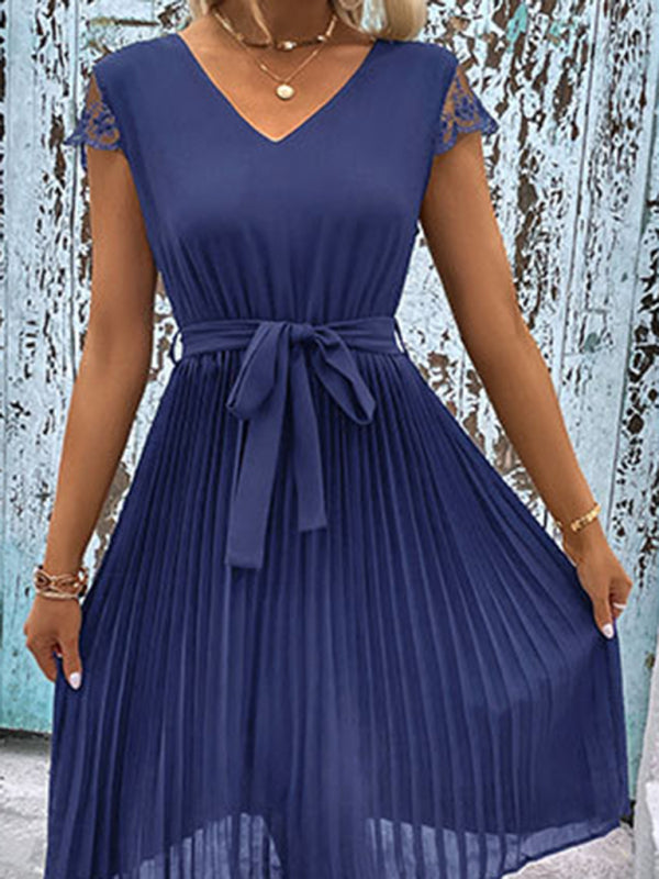 lace stitching solid color pleated dress kakaclo