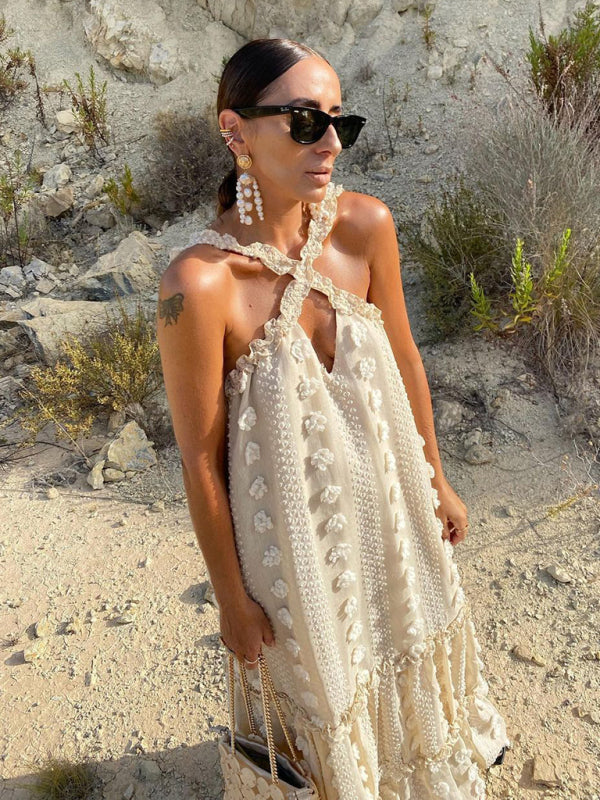 Fashion Halter Neck Three-dimensional Flower Mopping Cake Dress kakaclo