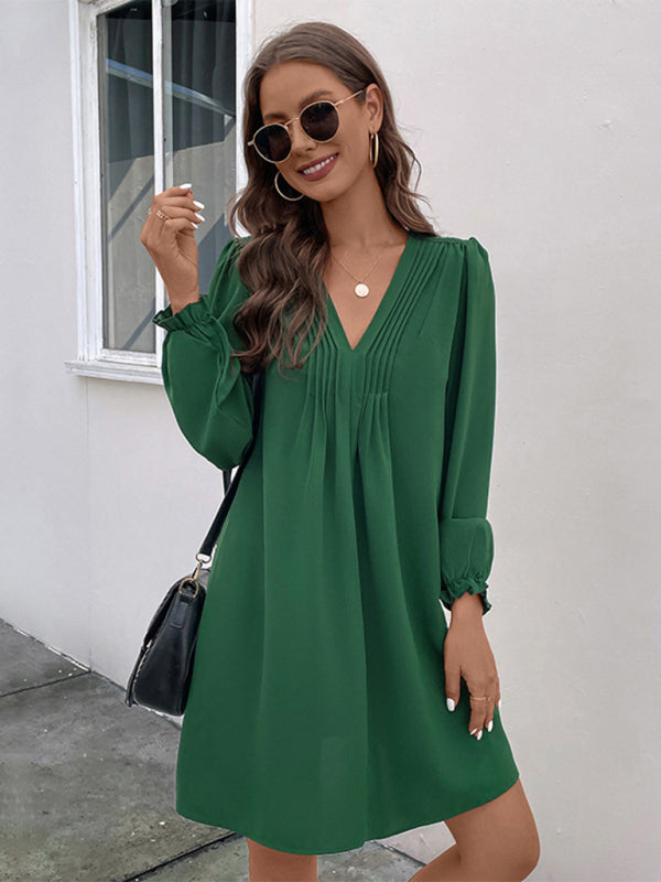 V-neck smocked long-sleeved dress BLUE ZONE PLANET
