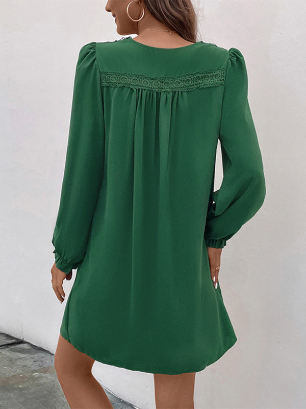 V-neck smocked long-sleeved dress BLUE ZONE PLANET
