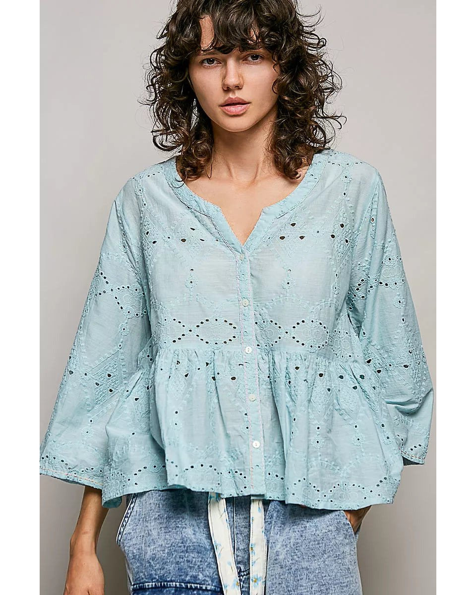 Best Tops for a Short Torso: 9 Flattering Styles