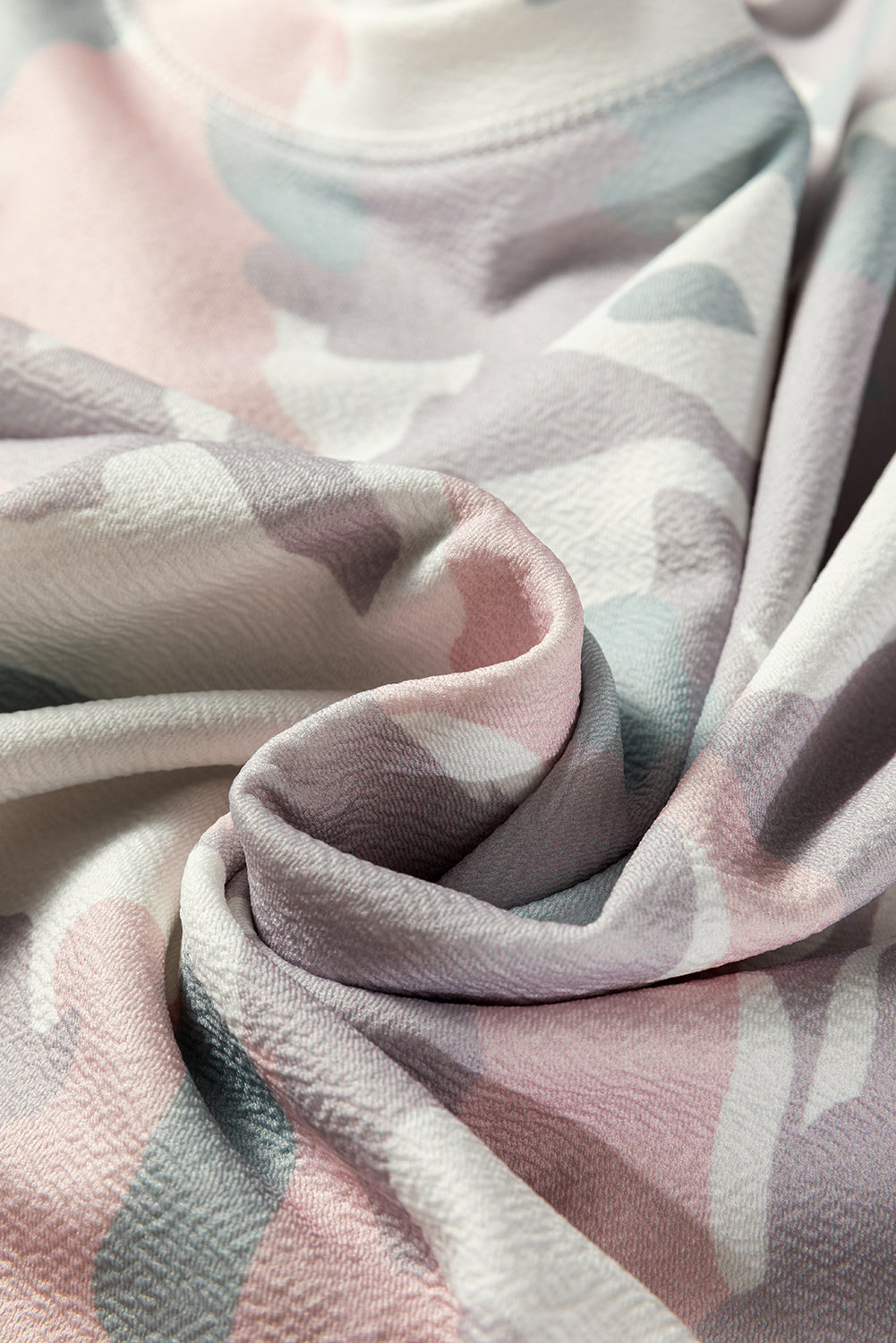 Green Plus Size Camouflage Print Drop Shoulder Loose Pullover Top-Plus Size/Plus Size Tops/Plus Size Long Sleeve Tops-[Adult]-[Female]-2022 Online Blue Zone Planet