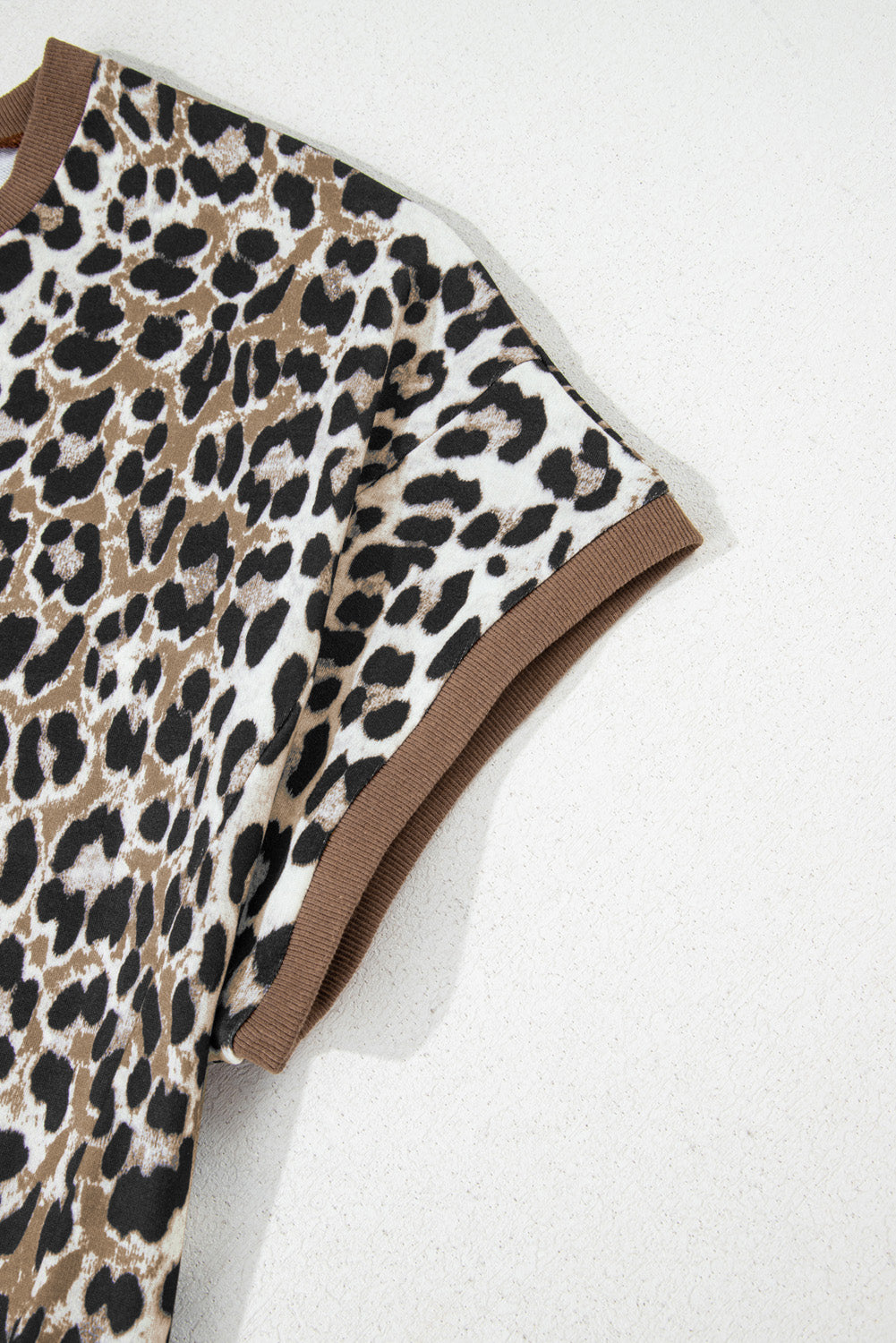 Khaki Leopard Contrast Trim Short Sleeve Loose Plus Size Top-Plus Size/Plus Size Tops/Plus Size Tops & Tees-[Adult]-[Female]-2022 Online Blue Zone Planet