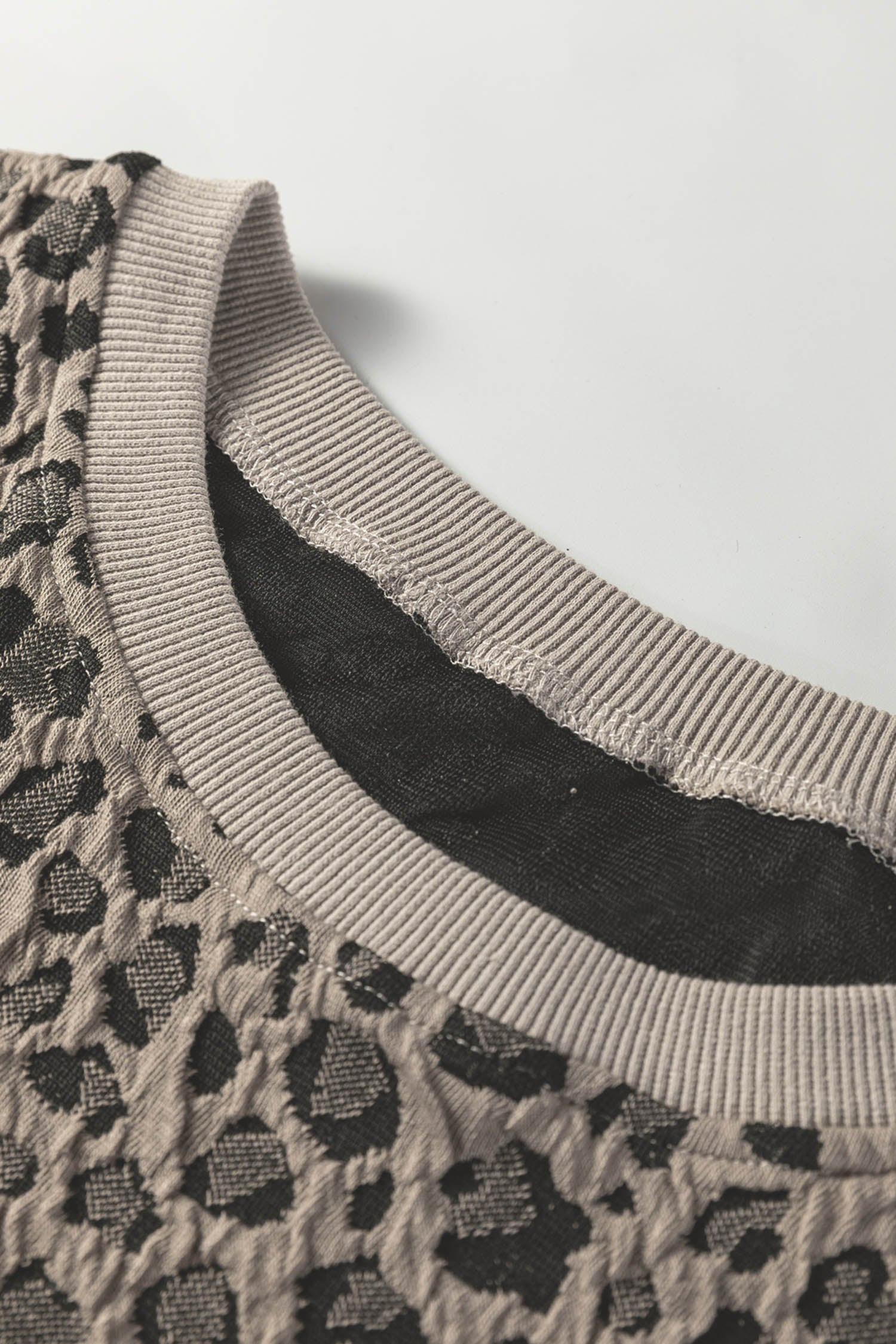 Khaki Textured Leopard Print Crew Neck Short Sleeve Top-Tops/Tops & Tees-[Adult]-[Female]-2022 Online Blue Zone Planet