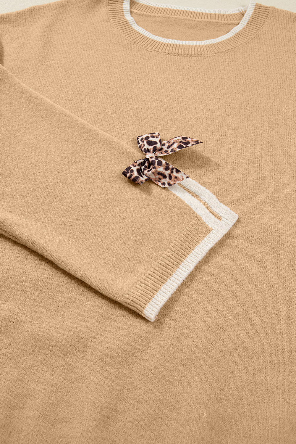 Tan Plus Size Leopard Bow Decor Split Cuffs Loose Sweater-Plus Size/Plus Size Sweaters & Cardigans-[Adult]-[Female]-2022 Online Blue Zone Planet
