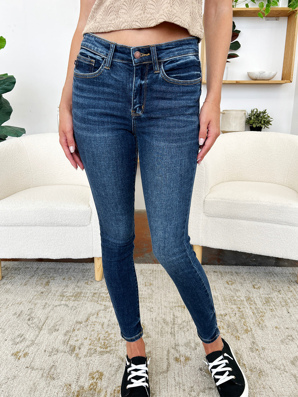 Judy Blue Full Size Classic Handsand Skinny Jeans-BOTTOMS SIZES SMALL MEDIUM LARGE-[Adult]-[Female]-2022 Online Blue Zone Planet