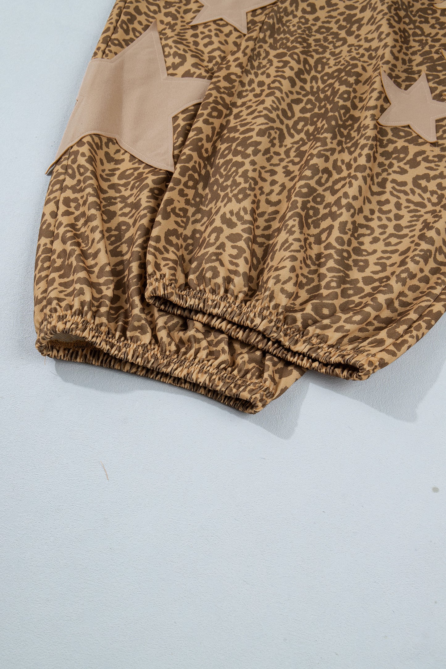 Khaki Plus Size Leopard Print Western Star Patched Jogger Pants-Plus Size/Plus Size Bottoms-[Adult]-[Female]-2022 Online Blue Zone Planet