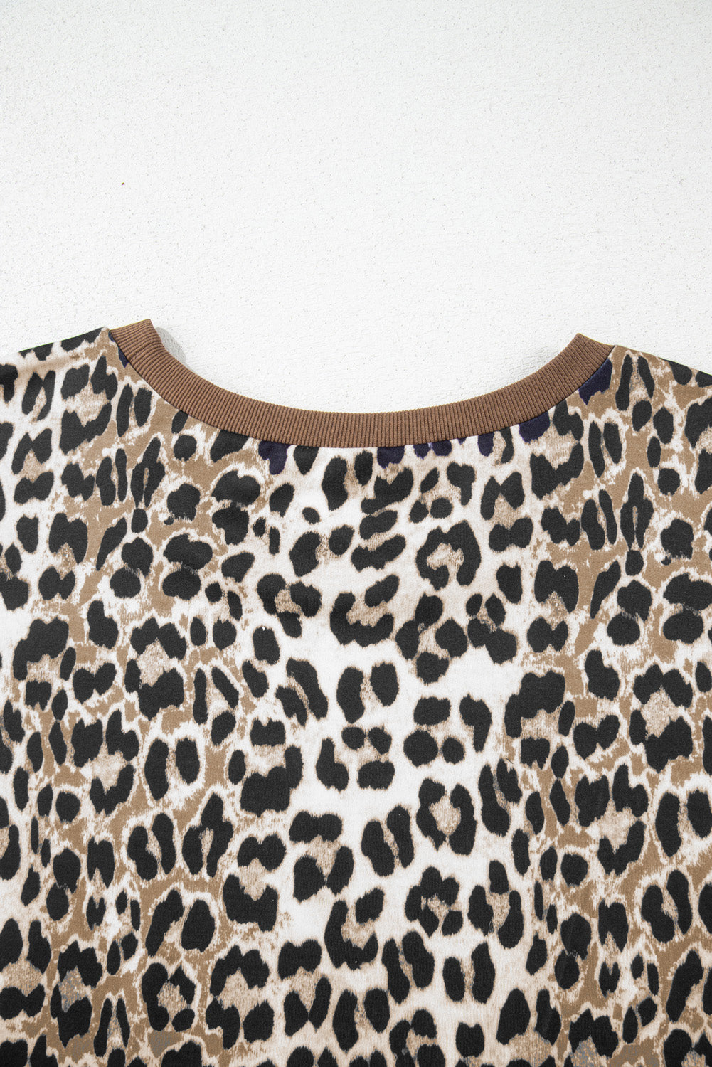 Khaki Leopard Contrast Trim Short Sleeve Loose Plus Size Top-Plus Size/Plus Size Tops/Plus Size Tops & Tees-[Adult]-[Female]-2022 Online Blue Zone Planet