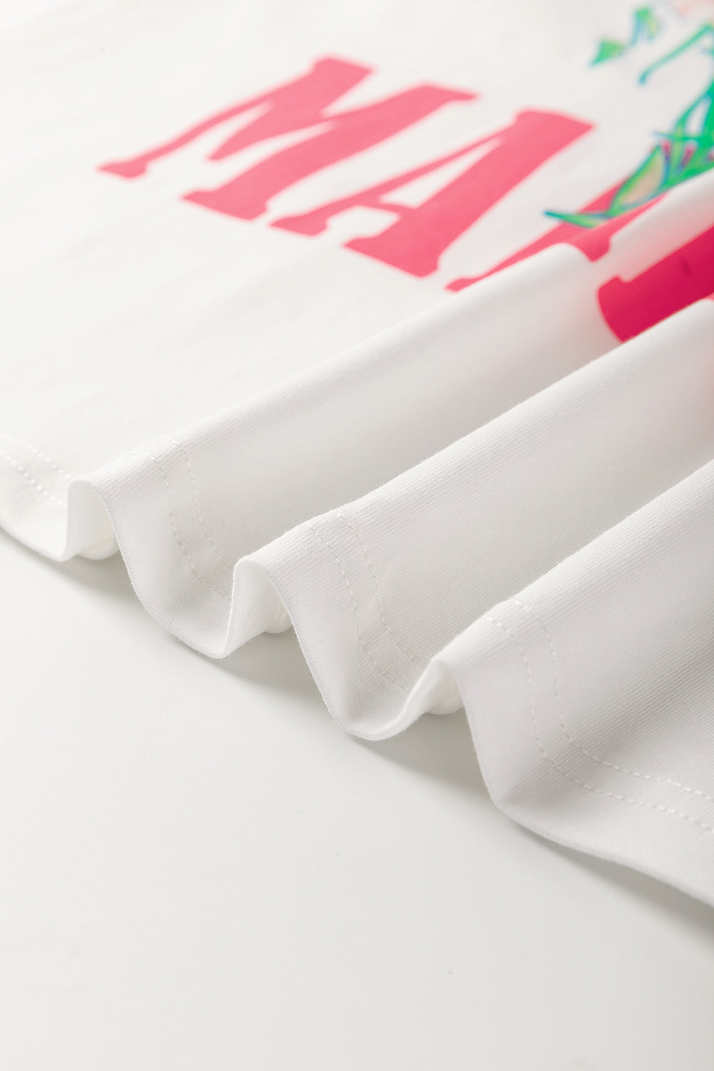 White Flower Market Graphic T Shirt-Tops/Tops & Tees-[Adult]-[Female]-2022 Online Blue Zone Planet