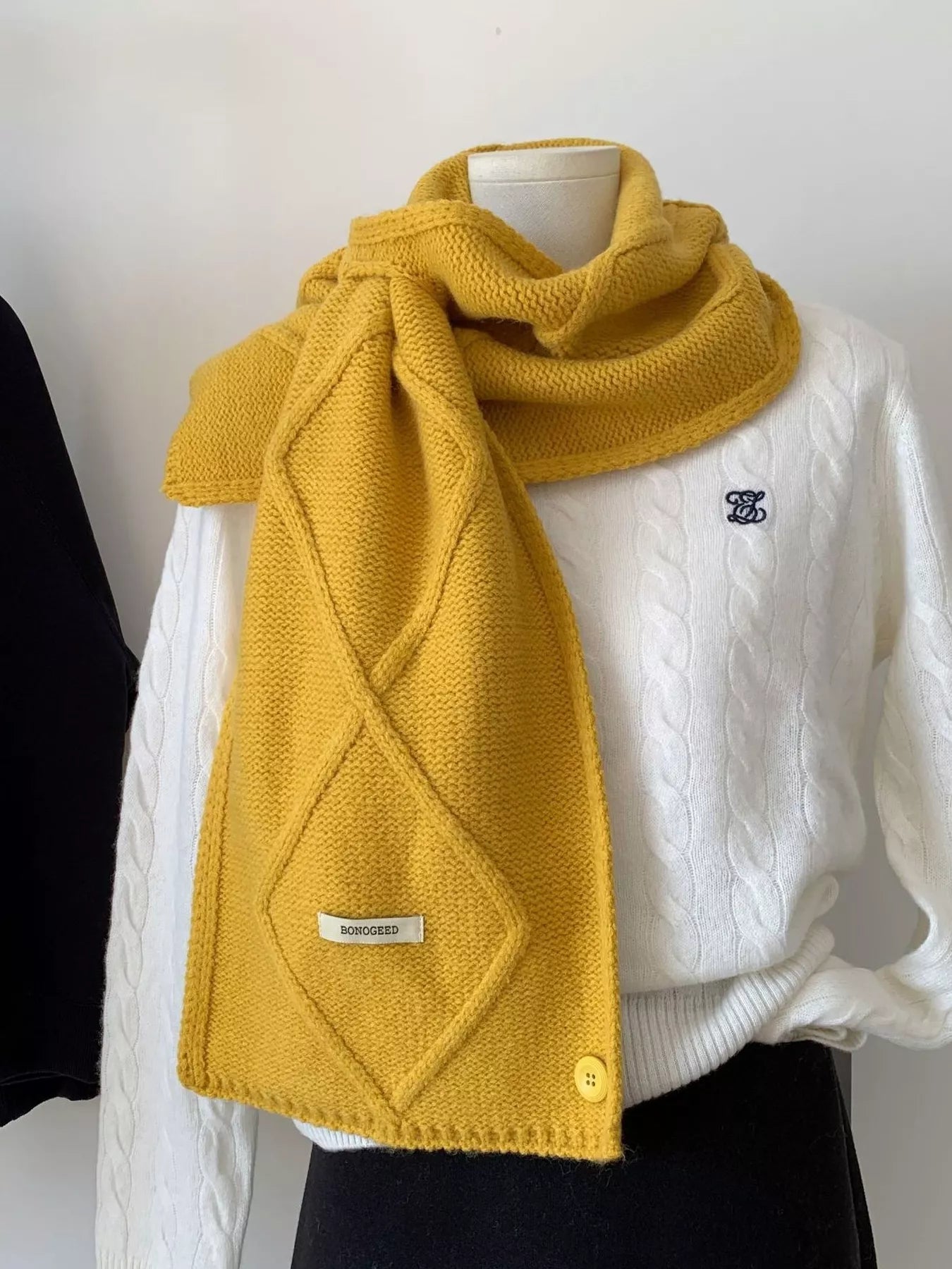 0bc82f2be6c04e0bbb43fdb827e01405-Max-Origin