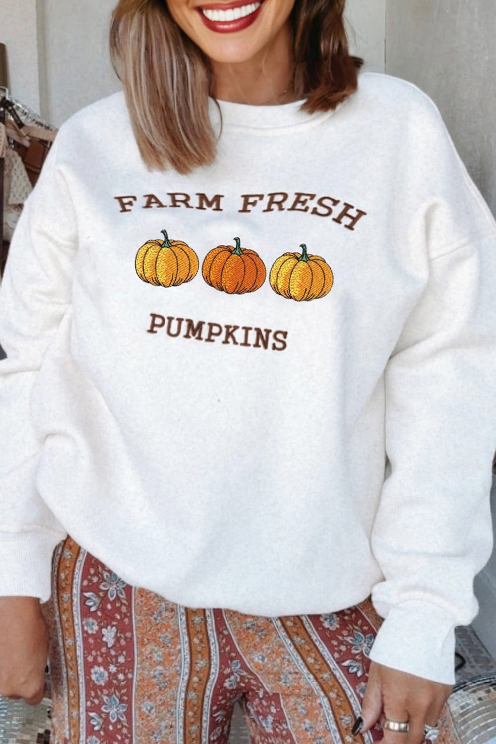 White Farm Fresh Pumpkins Embroidered Graphic Thanksgiving Holiday Sweatshirt-Tops/Sweatshirts & Hoodies-[Adult]-[Female]-2022 Online Blue Zone Planet