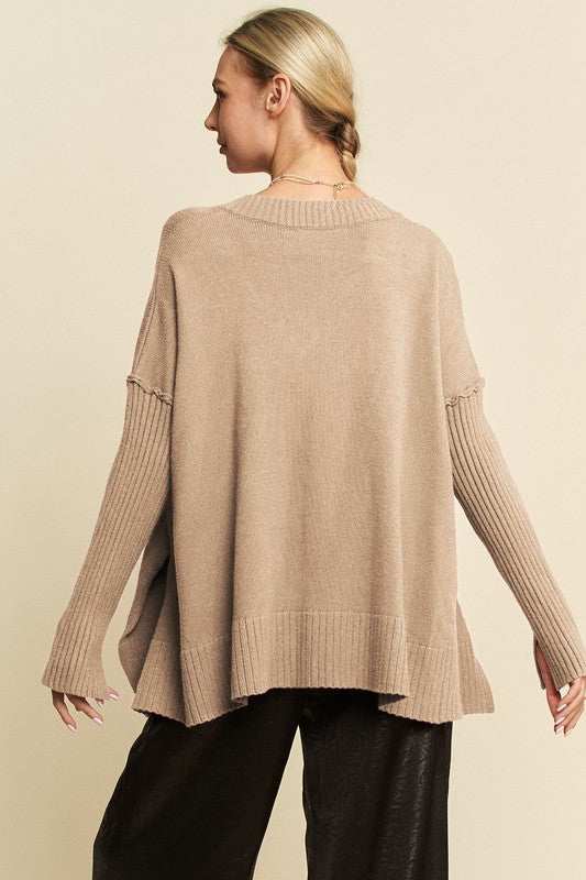 Davi & Dani Ribbed Side Slit V-Neck Sweater