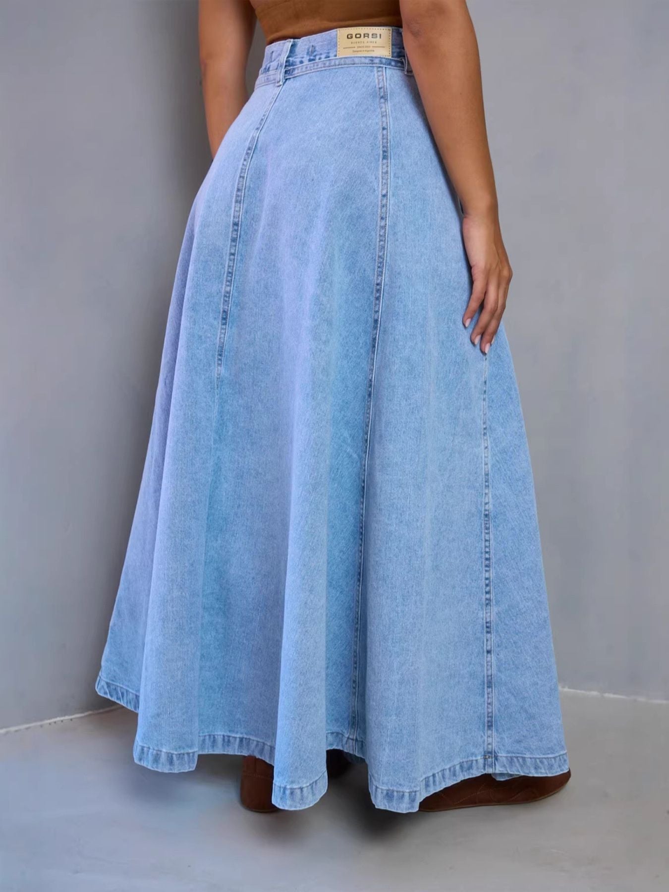 0e4c4b01-2964-452b-a6af-d2e618b51d92-Max