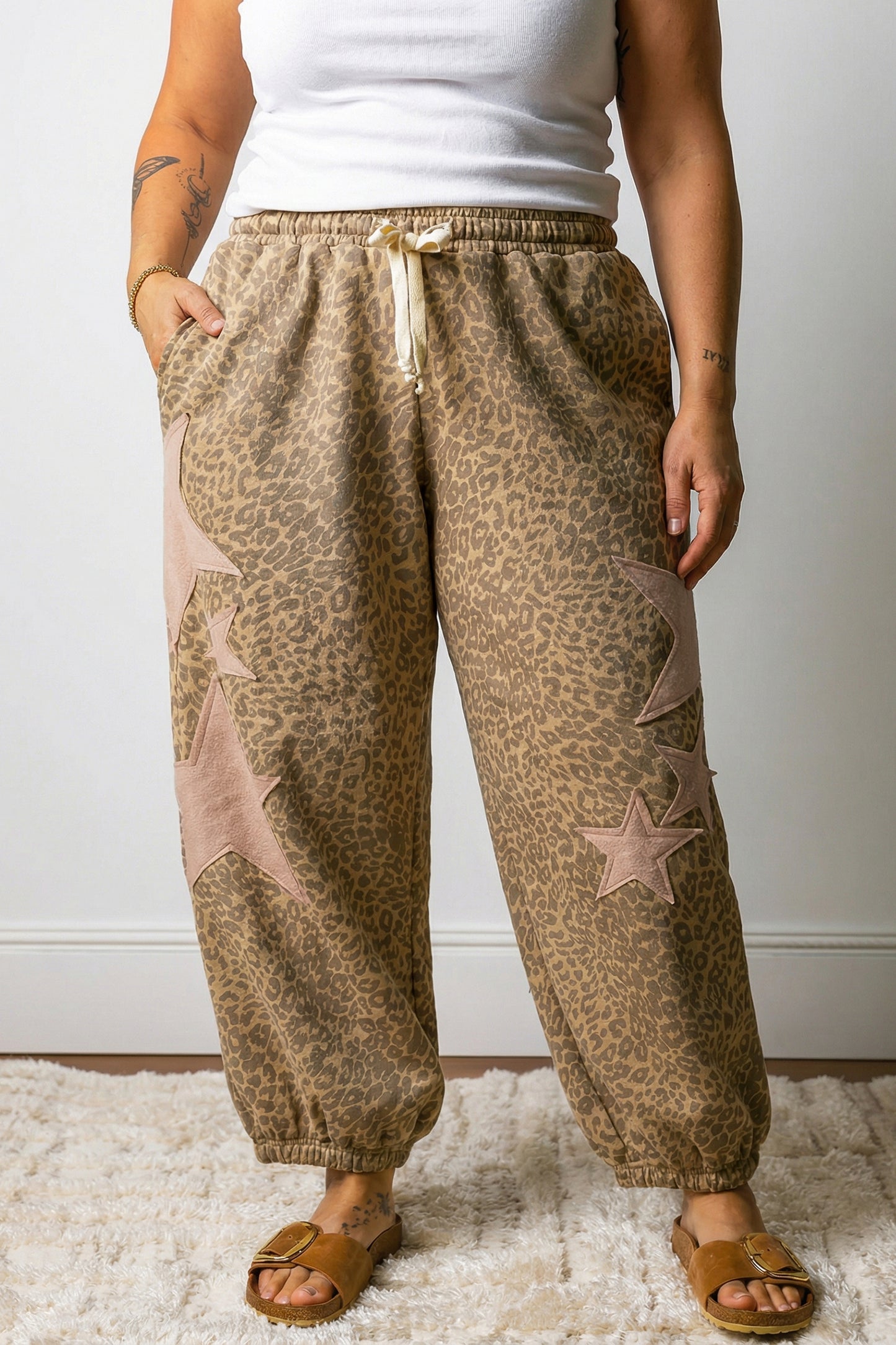 Khaki Plus Size Leopard Print Western Star Patched Jogger Pants-Plus Size/Plus Size Bottoms-[Adult]-[Female]-2022 Online Blue Zone Planet