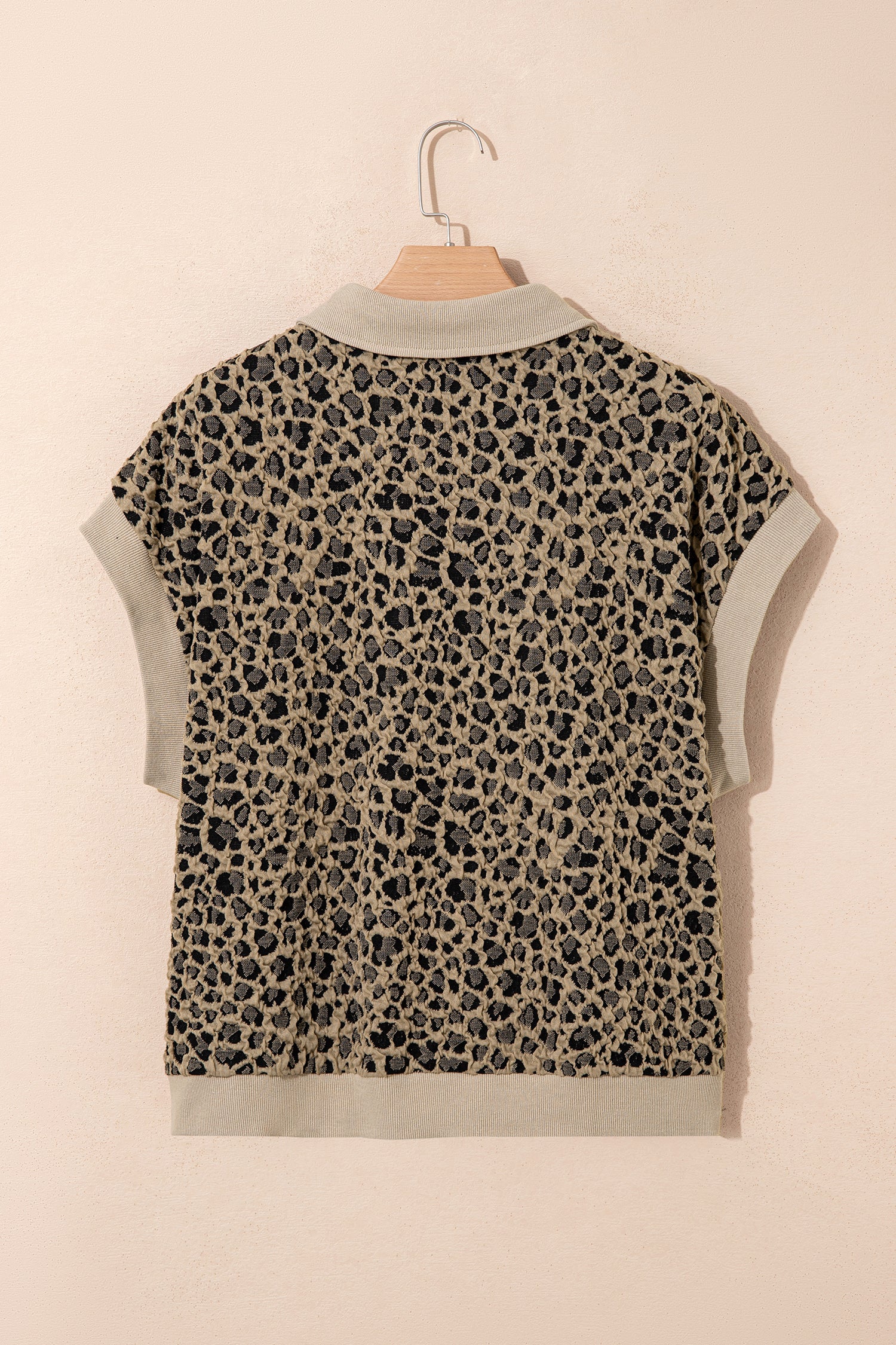Beige Ribbed Patchwork Collar Cuffed Sleeve Leopard Plus Top-Plus Size/Plus Size Tops/Plus Size Tops & Tees-[Adult]-[Female]-2022 Online Blue Zone Planet
