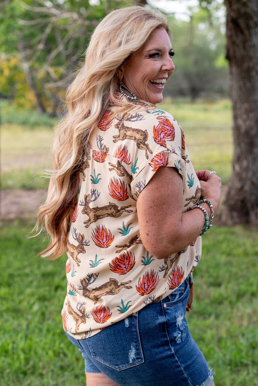 Khaki Plus Size Western Pattern Print Buttoned Short Sleeve Shirt-Plus Size/Plus Size Tops/Plus Size Blouses & Shirts-[Adult]-[Female]-2022 Online Blue Zone Planet