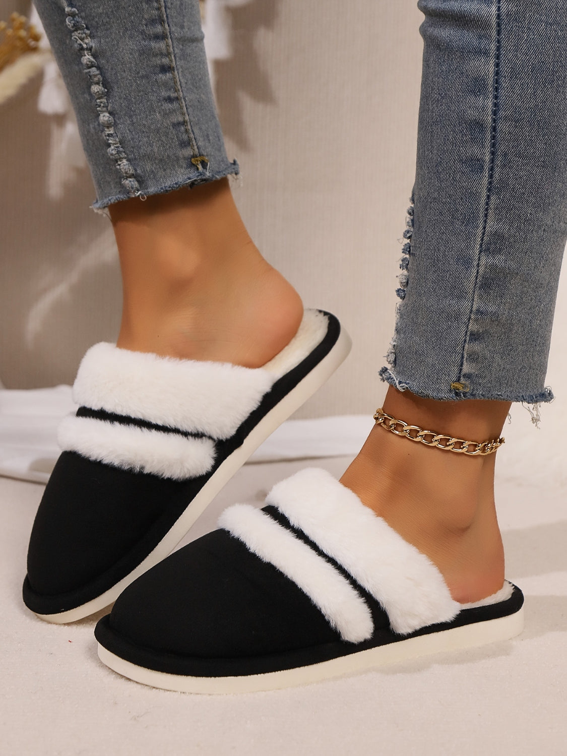 Contrast Faux Fur Round Toe Slippers-SHOES-[Adult]-[Female]-Black-36-37(US5-6)-2022 Online Blue Zone Planet