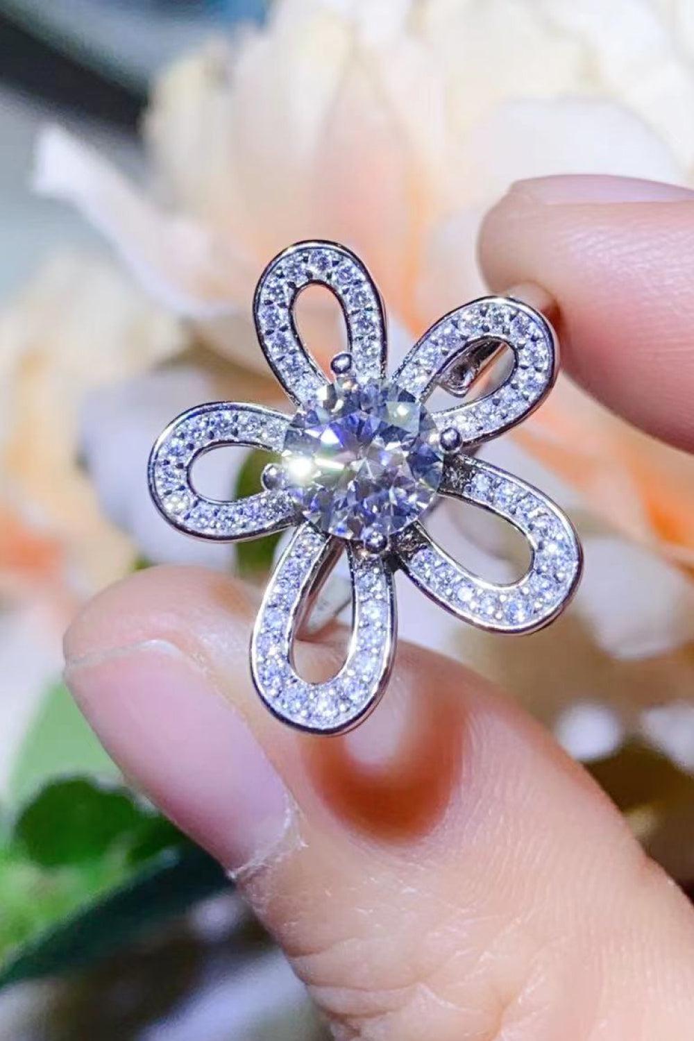 1 Carat Moissanite Flower-Shape Open Ring BLUE ZONE PLANET