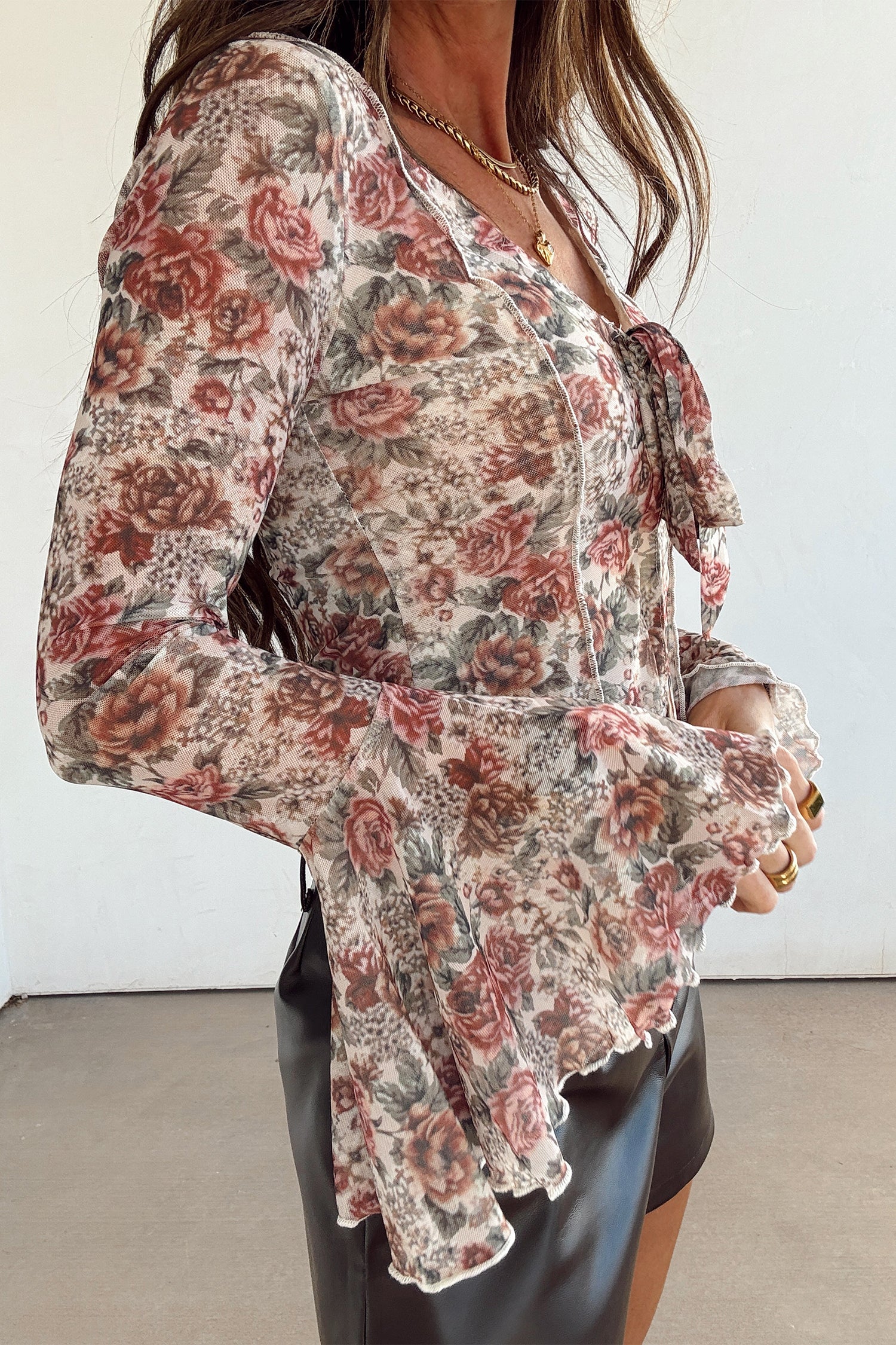 Red Floral Print Stitched Detail Tie V Neck Long Bell Sleeve Blouse-Tops/Blouses & Shirts-[Adult]-[Female]-2022 Online Blue Zone Planet