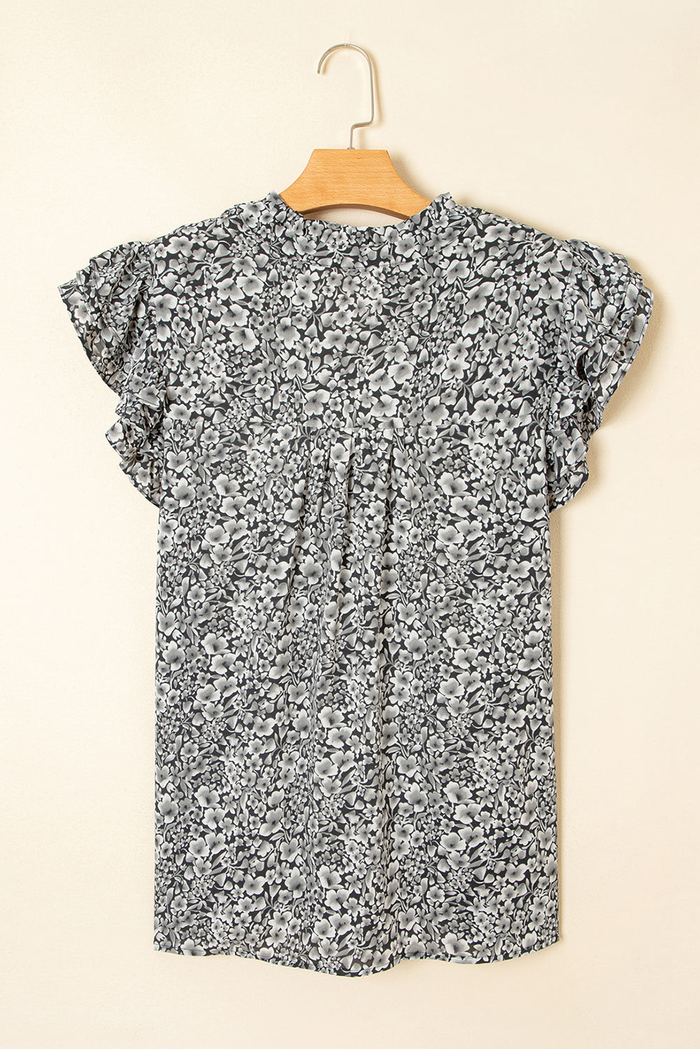Black Rose Floral Print Ruffle Sleeve Plus Size Shift Top-Plus Size/Plus Size Tops/Plus Size Blouses & Shirts-[Adult]-[Female]-2022 Online Blue Zone Planet