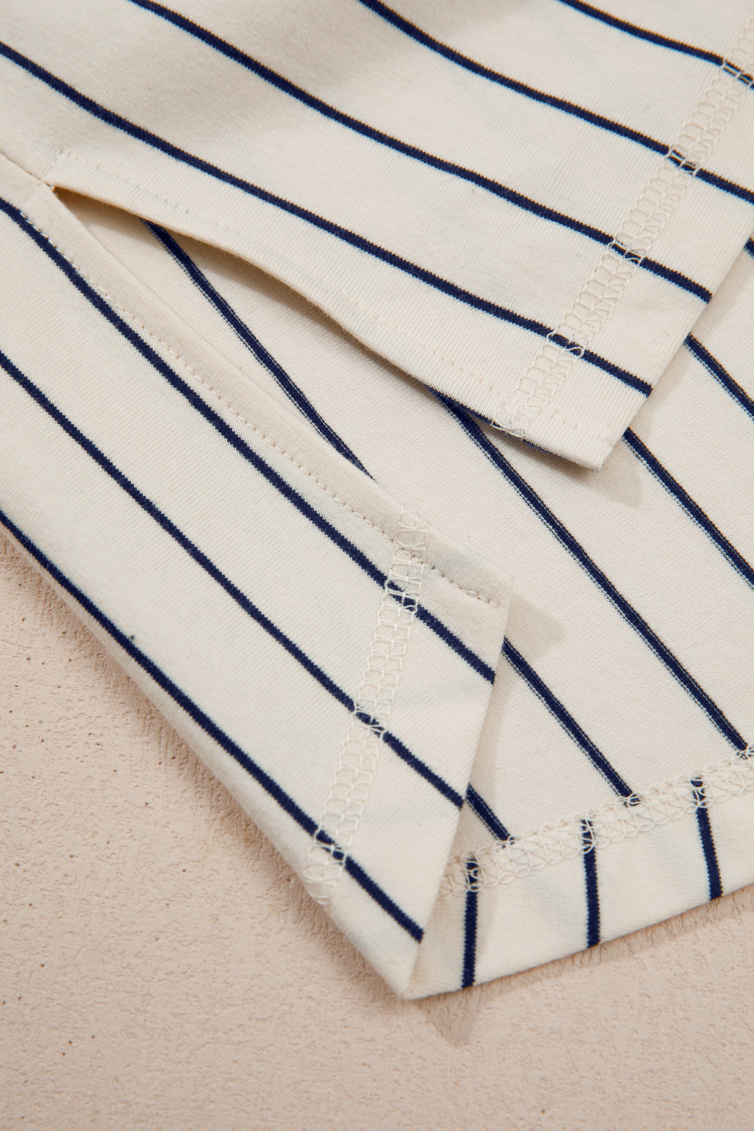 Blue Stripe 88 Los Angel Graphic Lace Patchwork Faux Two Piece V Neck Top-Tops/Long Sleeve Tops-[Adult]-[Female]-2022 Online Blue Zone Planet