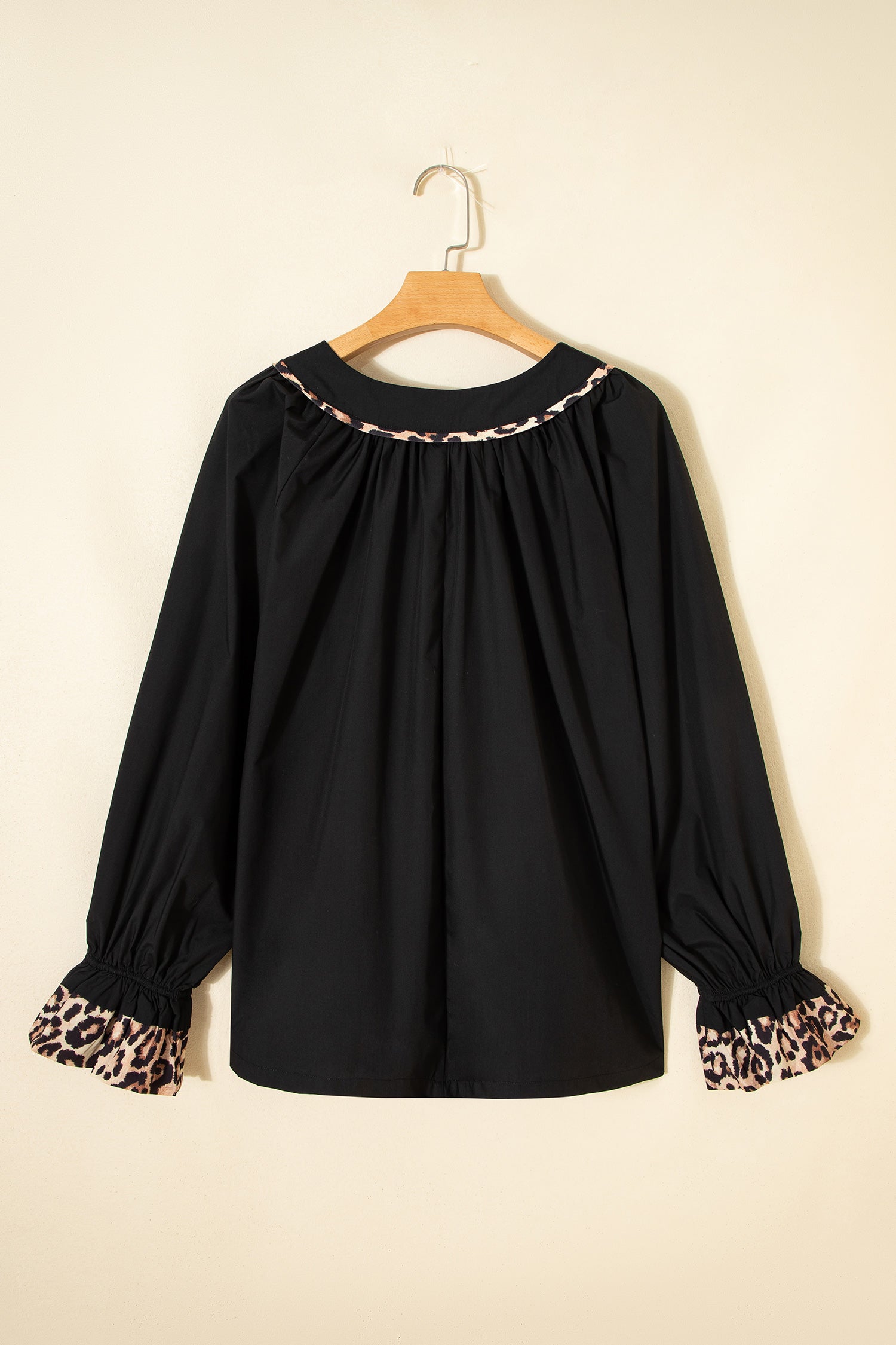Black Plus Size Split Neck Leopard Trim Flounced Long Sleeve Blouse-Plus Size/Plus Size Tops/Plus Size Blouses & Shirts-[Adult]-[Female]-2022 Online Blue Zone Planet