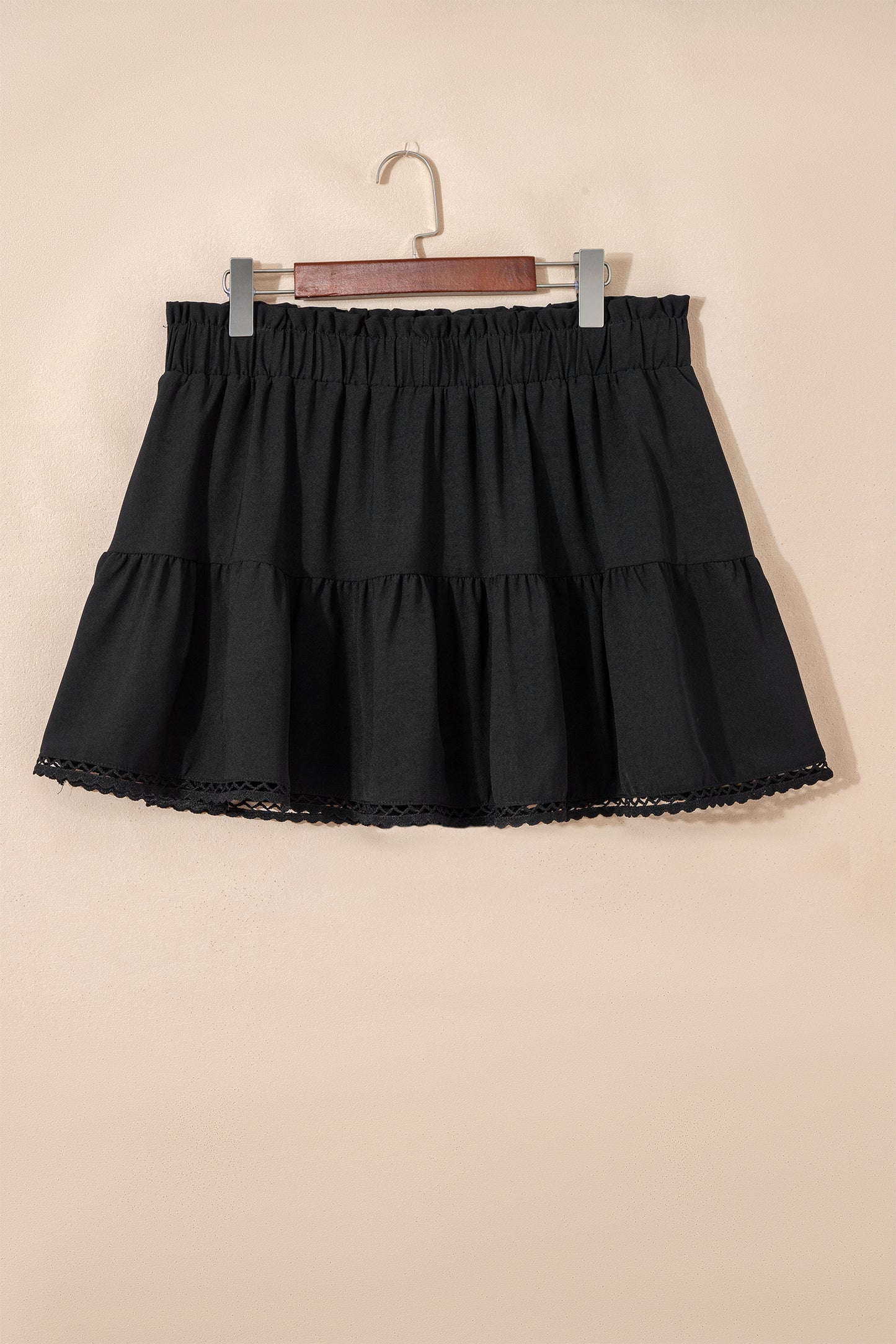White Plus Size Frilled Elastic Waist Lace Trim Boho Ruffled Shorts-Plus Size/Plus Size Bottoms-[Adult]-[Female]-2022 Online Blue Zone Planet