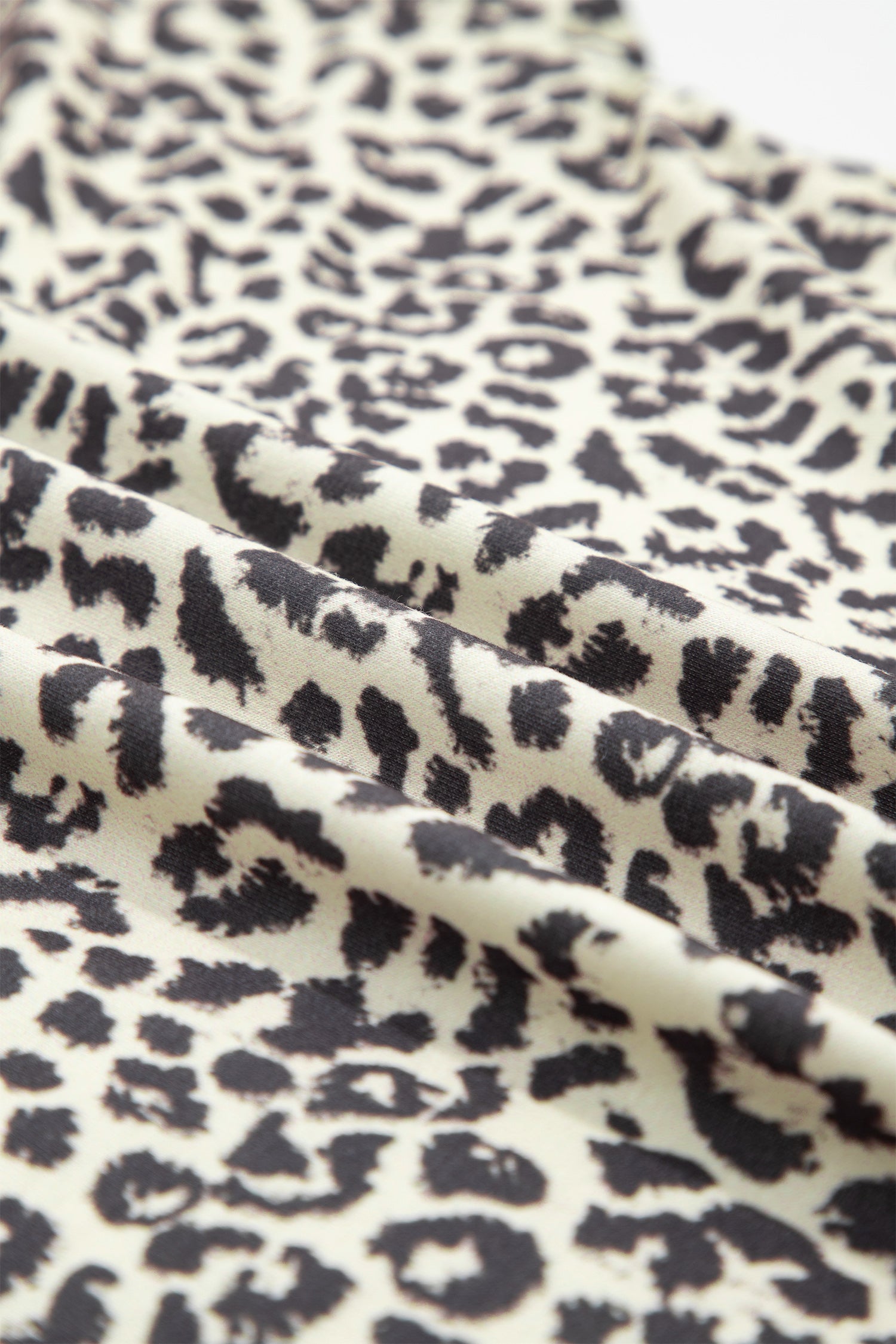 White Contrast V Neck Varsity Short Sleeve Leopard Top-Tops/Tops & Tees-[Adult]-[Female]-2022 Online Blue Zone Planet