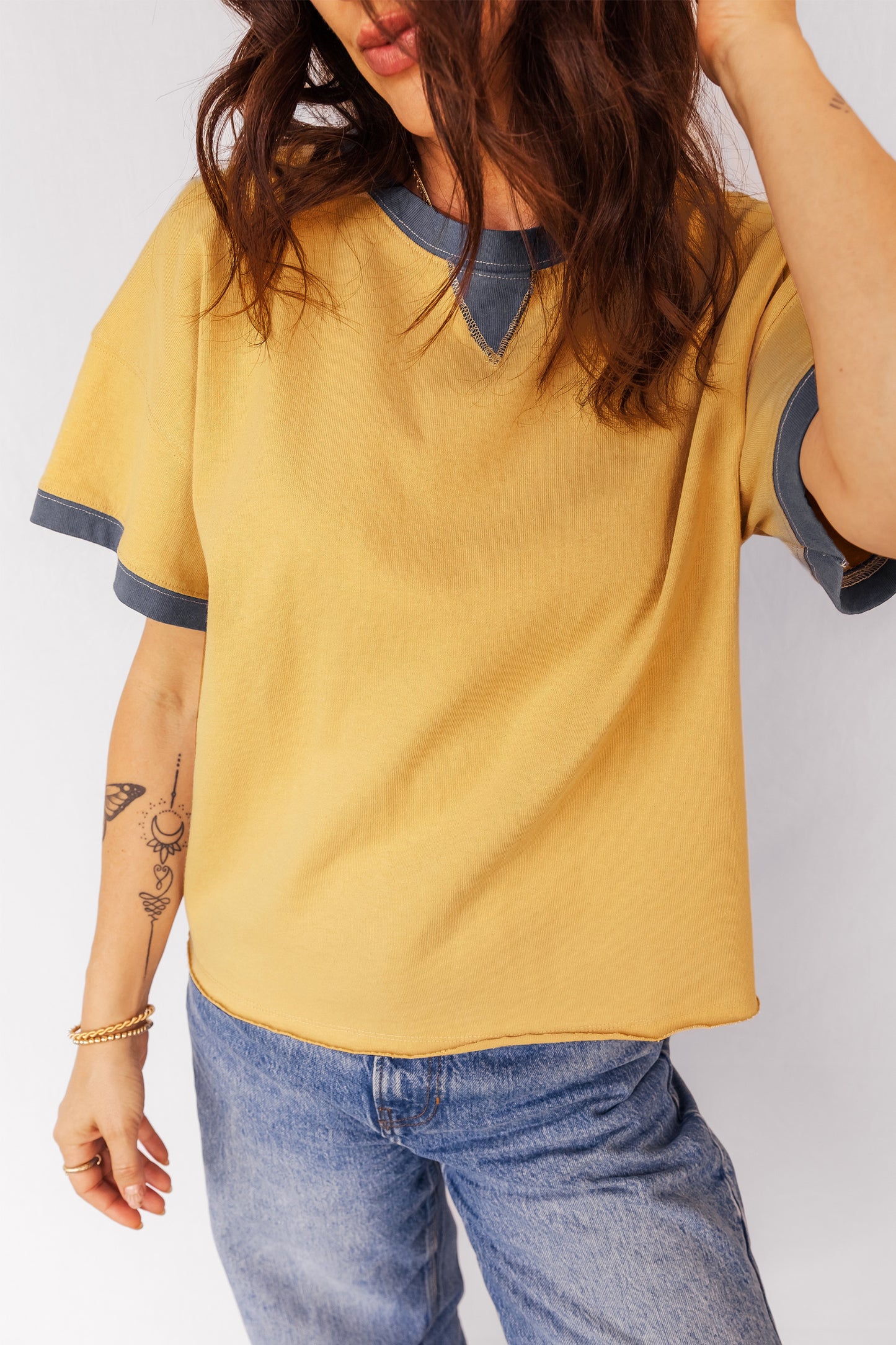 Banana Cream Contrast Trim Raw Hemline Short Sleeve Loose Top-Tops/Tops & Tees-[Adult]-[Female]-2022 Online Blue Zone Planet