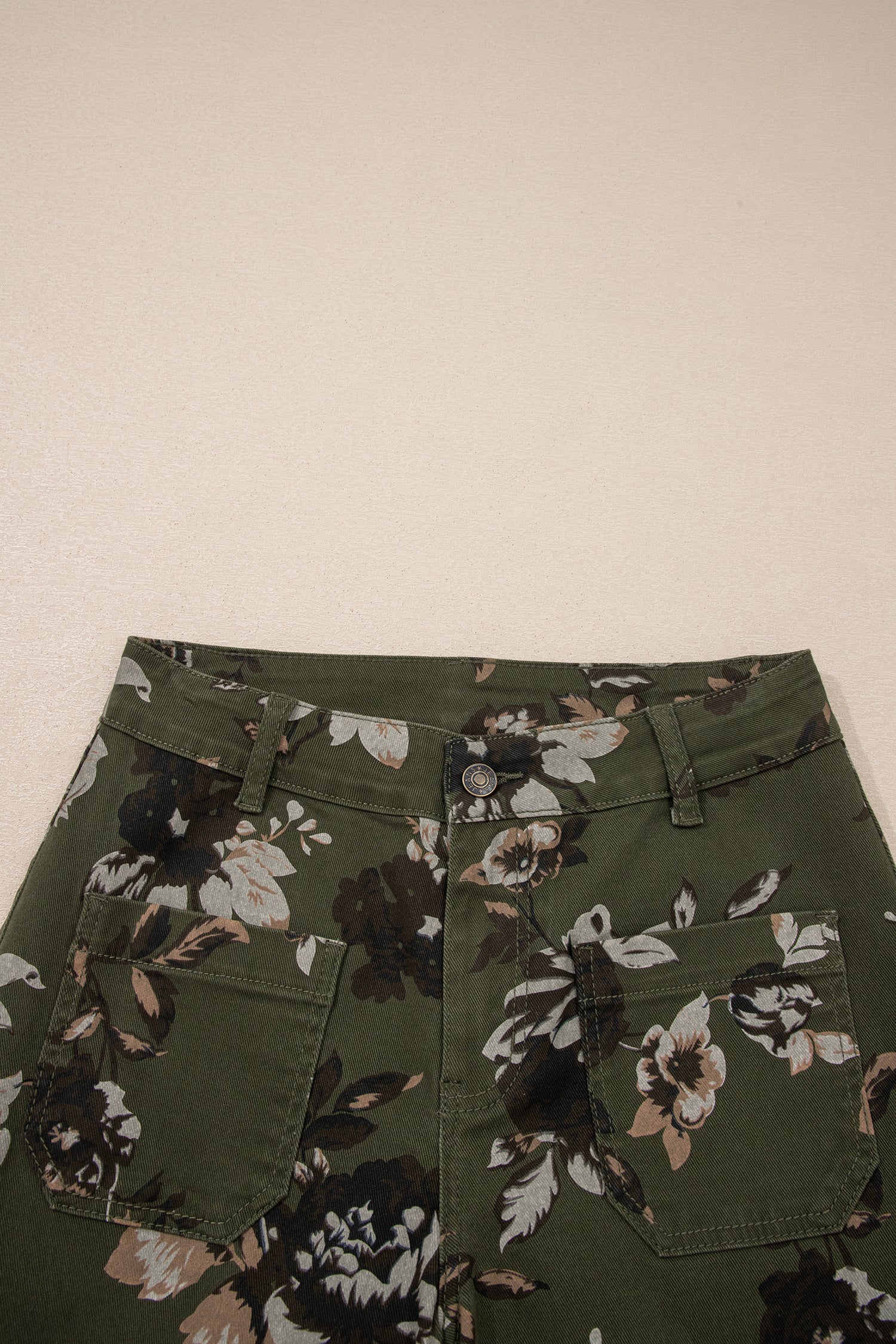 Green Vintage Floral Print Square Patch Pocket Raw Hem Shift Jeans-Bottoms/Jeans-[Adult]-[Female]-2022 Online Blue Zone Planet