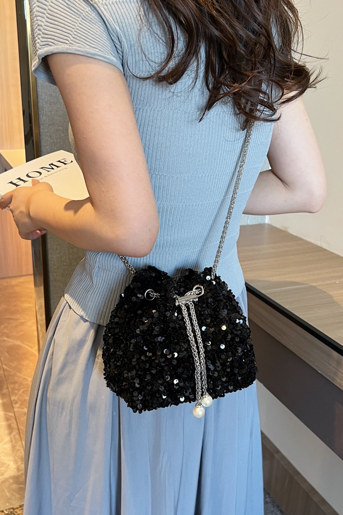 Sequin Chain Drawstring Bucket Bag-HANDBAGS-[Adult]-[Female]-2022 Online Blue Zone Planet