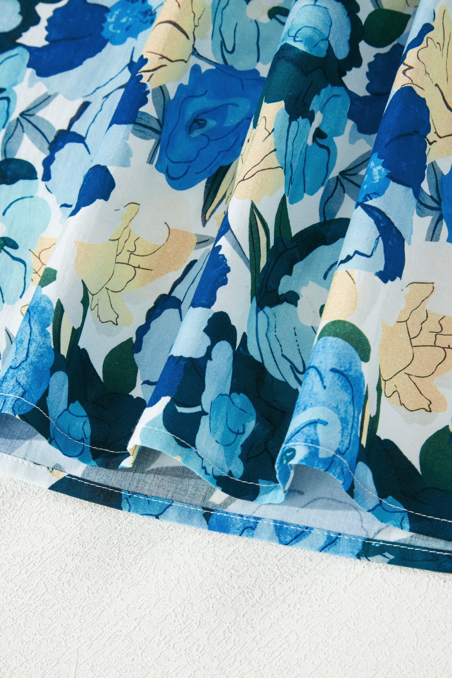 Sky Blue Floral Print Short Puff Sleeve V Neck Blouse-Tops/Blouses & Shirts-[Adult]-[Female]-2022 Online Blue Zone Planet