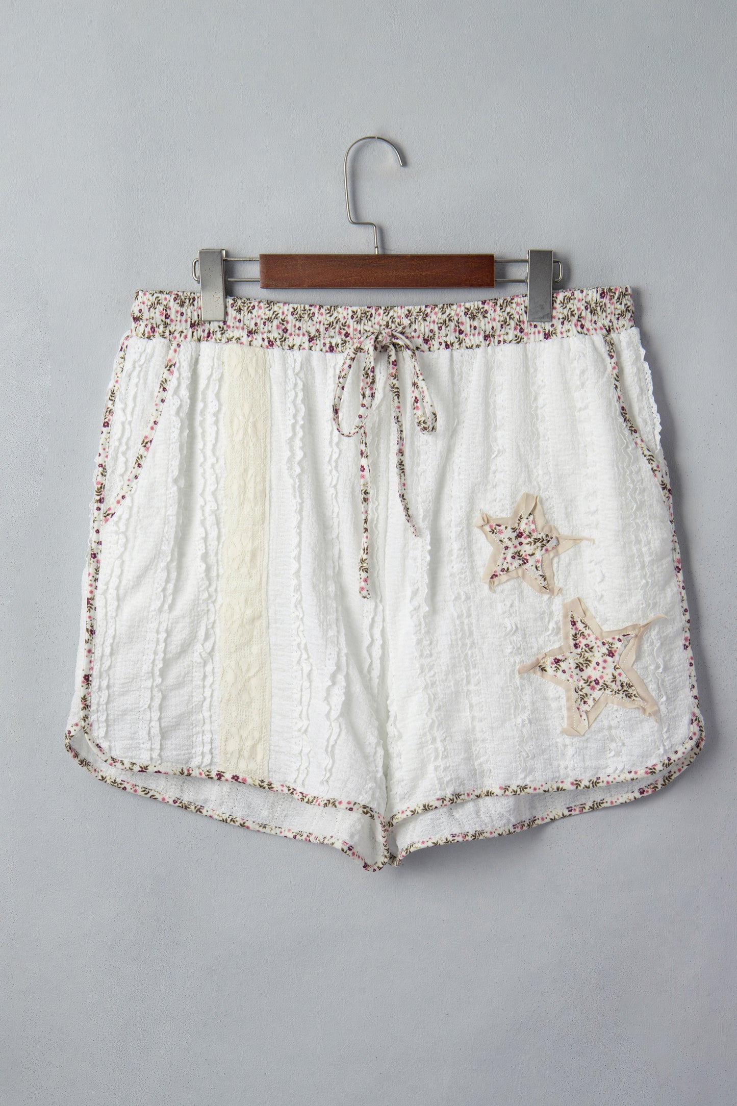 White Textured Lace Detail Floral Star Patch Drawstring Casual Shorts-Bottoms/Casual Shorts-[Adult]-[Female]-2022 Online Blue Zone Planet
