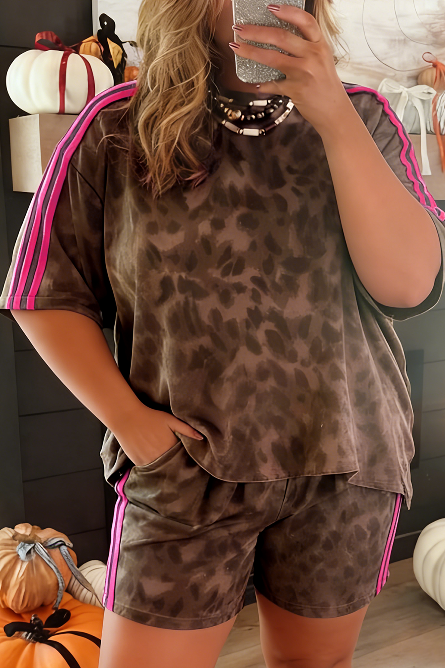 Brown Retro Leopard Print Contrast Varsity Stripe Trim Plus Size 2pcs Short Set-Plus Size/Plus Size Loungewear-[Adult]-[Female]-Brown-1X-2022 Online Blue Zone Planet