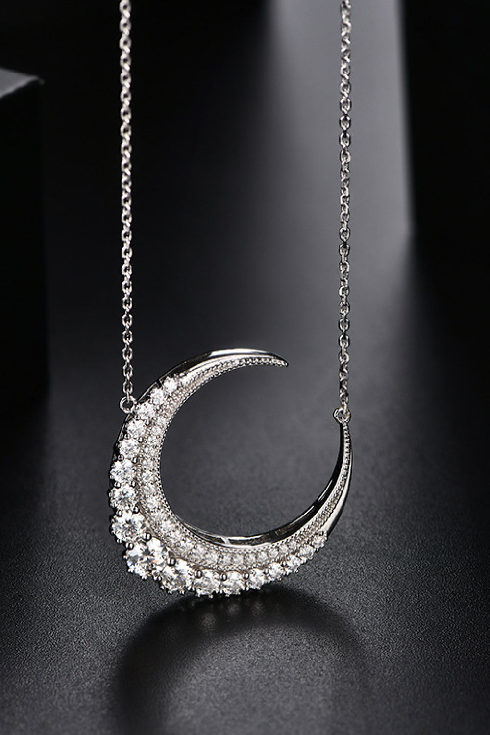 1.8 Carat Moissanite Crescent Moon Shape Pendant Necklace BLUE ZONE PLANET