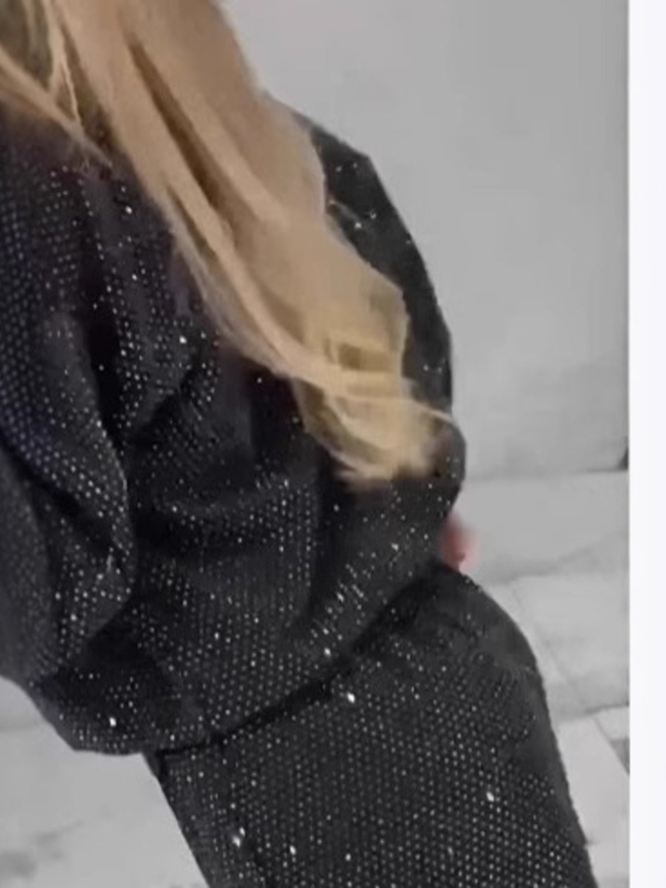 1b604bf21c944046a72929413093db1e-Max