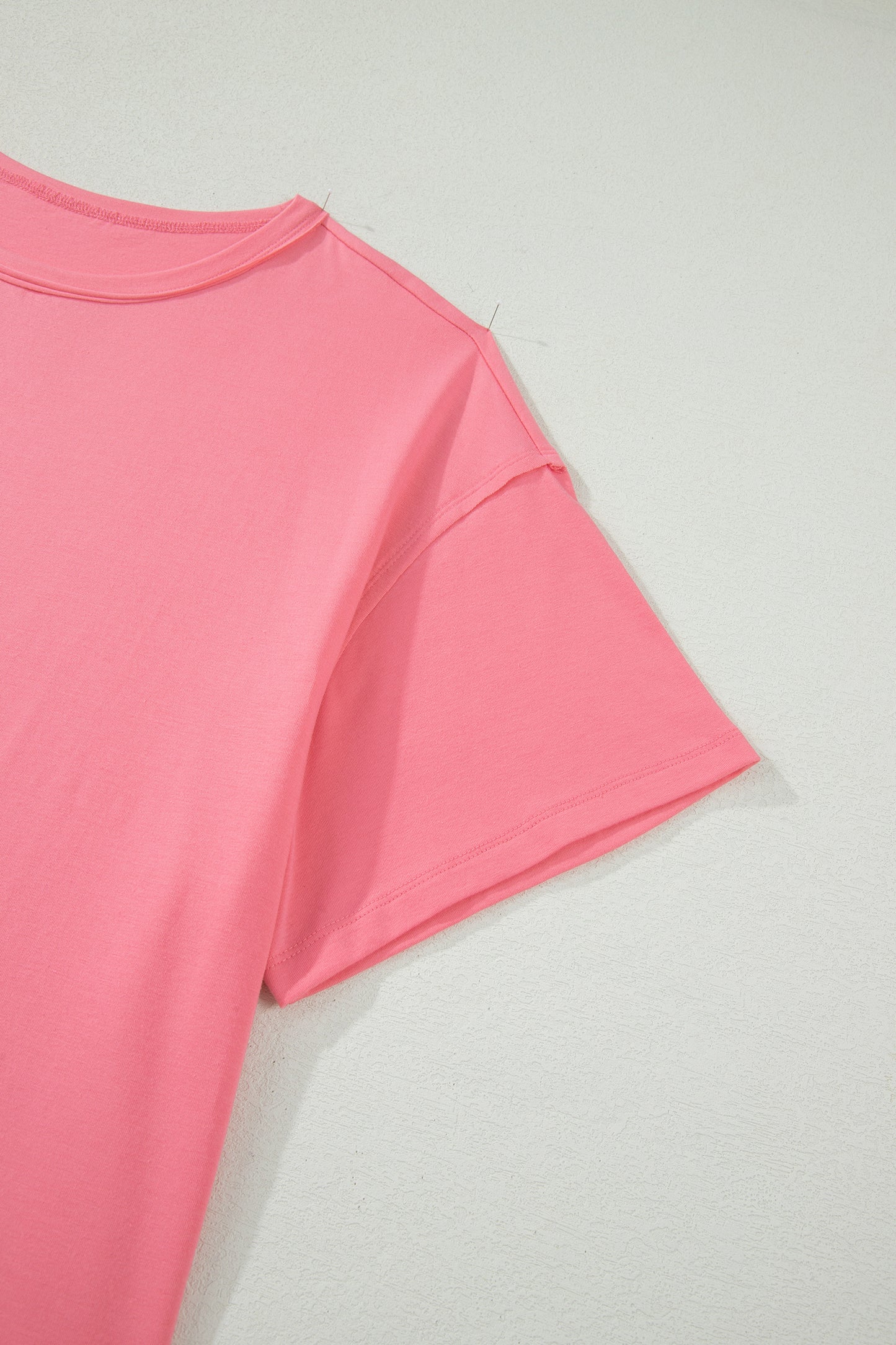 Peach Blossom Solid Color Raw Seam Detail Ruffle Hem Plus Size T Shirt-Plus Size/Plus Size Tops/Plus Size Tops & Tees-[Adult]-[Female]-2022 Online Blue Zone Planet
