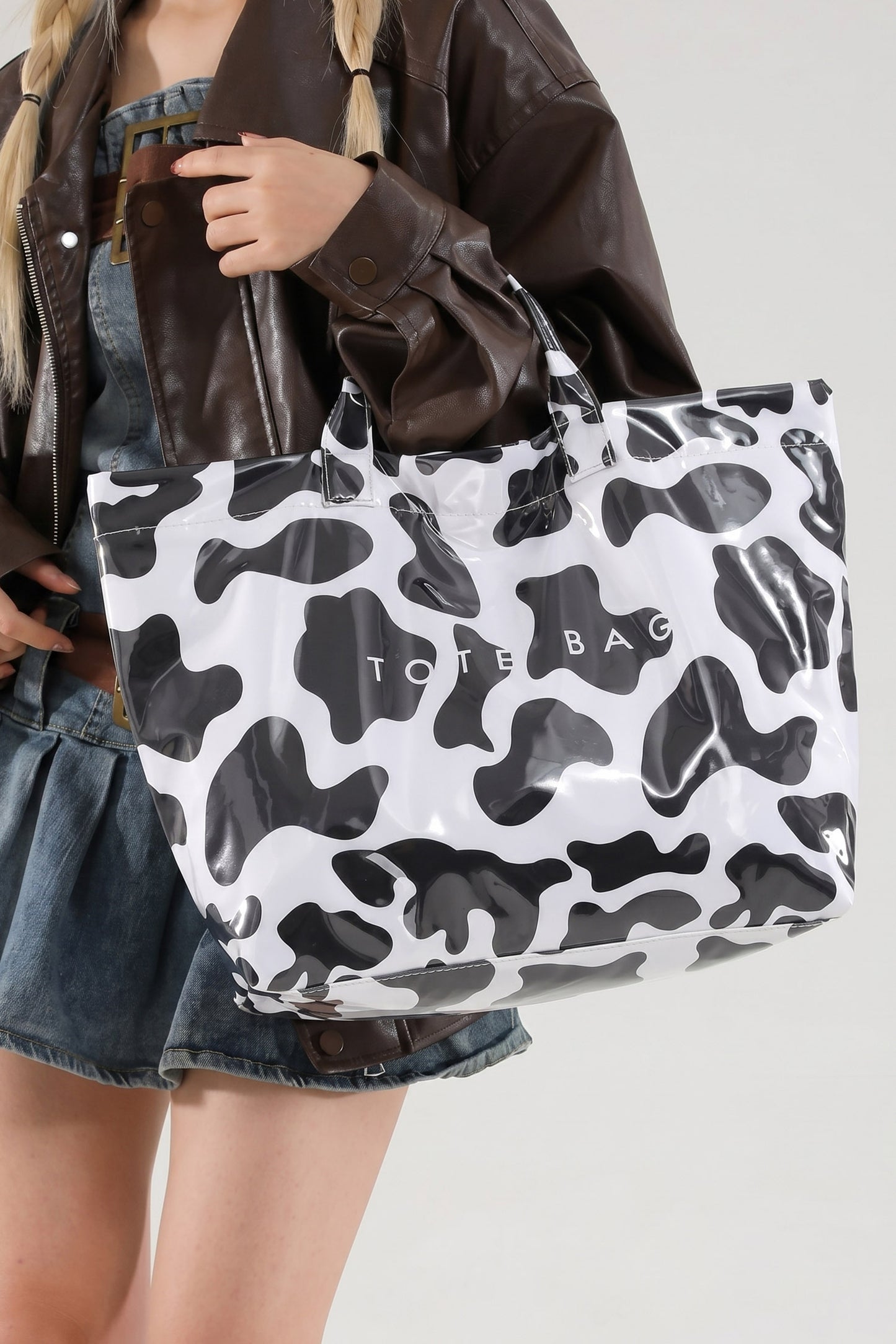 White Cow Spots Print Travel Tote Bag
