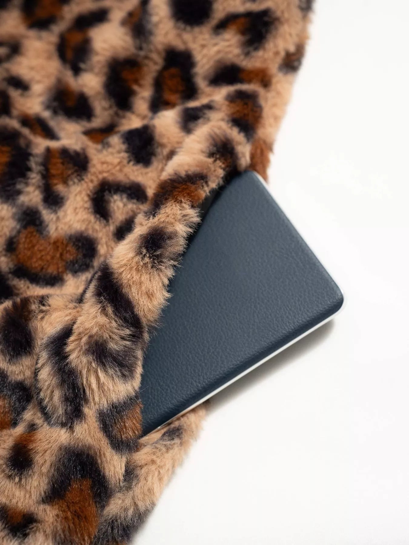 1f4f26c9508b4589a759fce2a94db646-Max-Origin