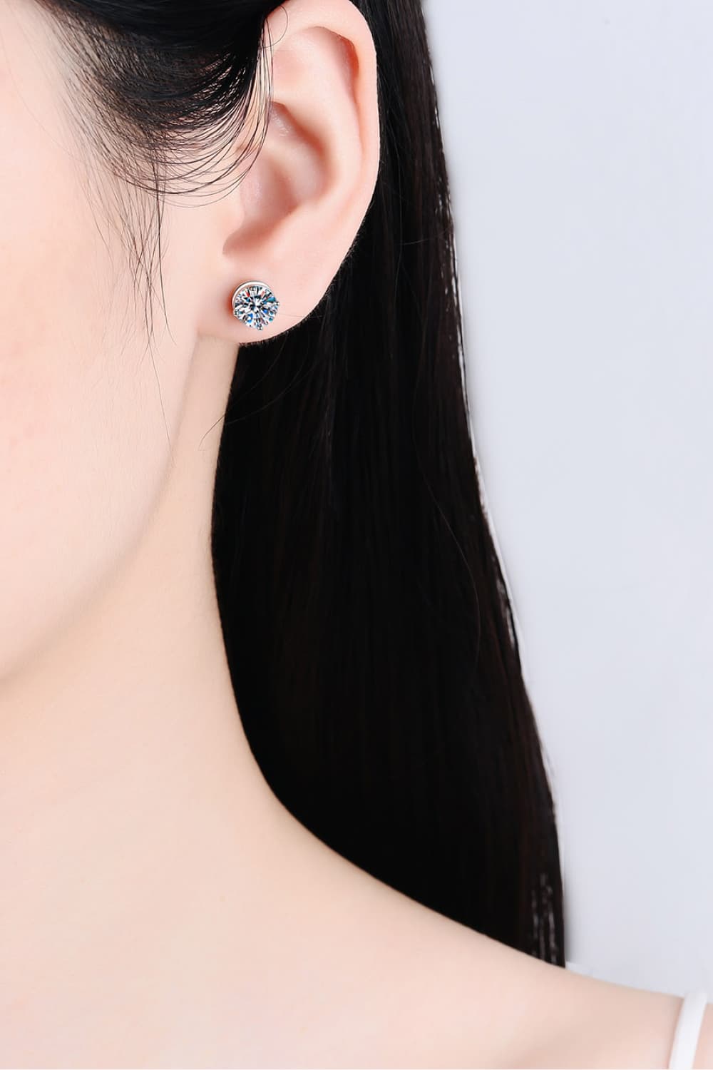 2 Carat Moissanite Rhodium-Plated Stud Earrings BLUE ZONE PLANET